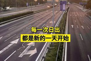 状态出色！拉塞尔首节7中5拿到12分外加3板3助 三分4中2